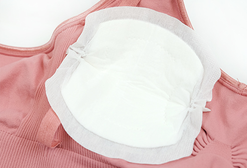 What are the types of breast pads?